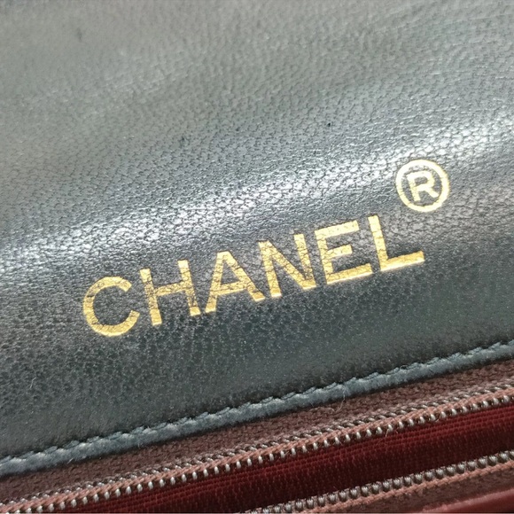 CHANEL CC SINGLE FLAP LEATHER CHAIN BAG - Picture 6 of 8